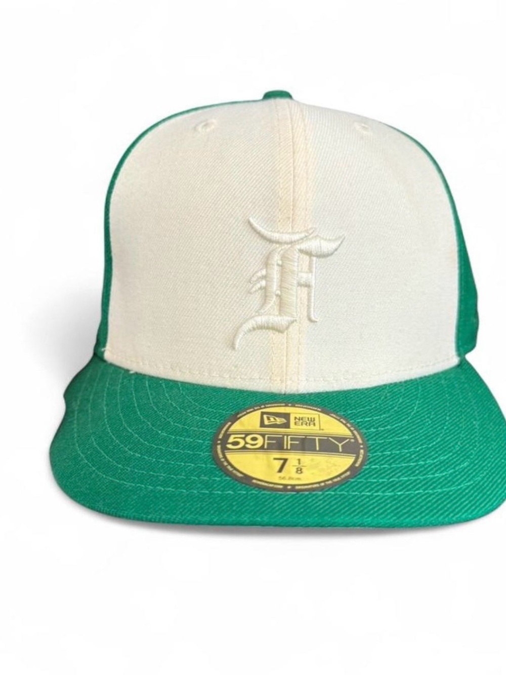 Fear of God Essentials New Era 59FIFTY Two-Tone Green/White Fitted Cap Sz 7 1/8
